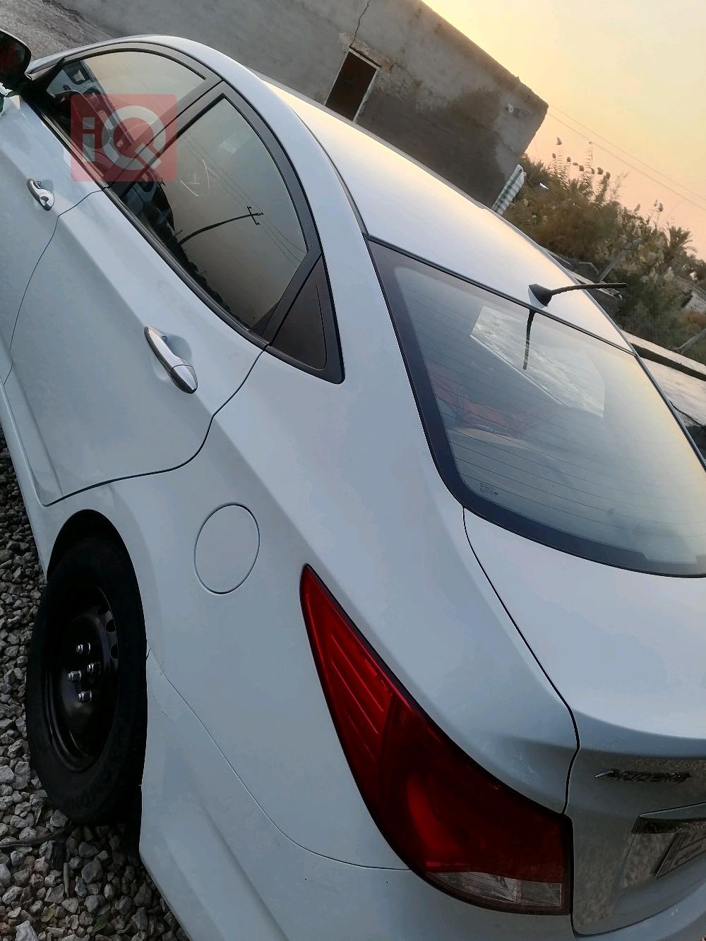 Hyundai Accent